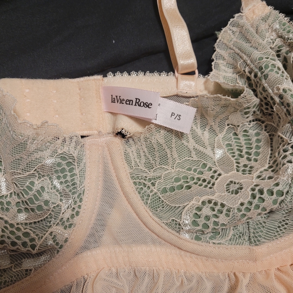 2 Teddys - Picture 7 of 7